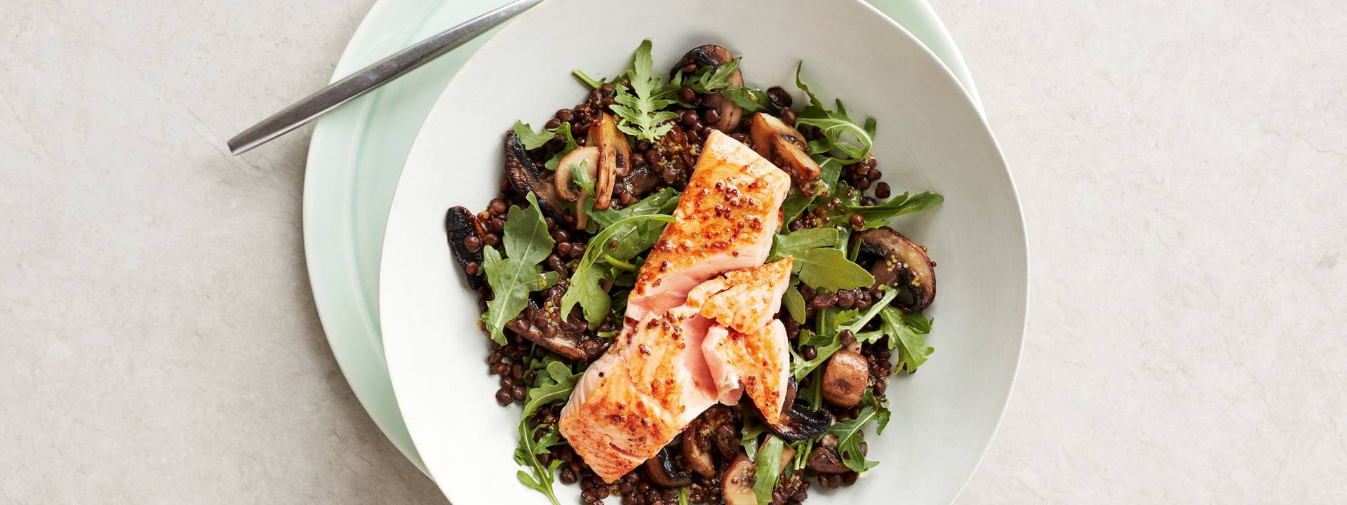 GRILLED SALMON WITH GARLIC MUSHROOM AND LENTIL SALAD 2500px