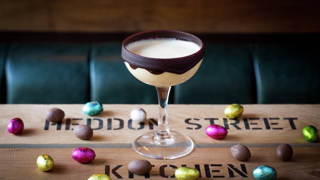 honey bunny easter cocktail recipe