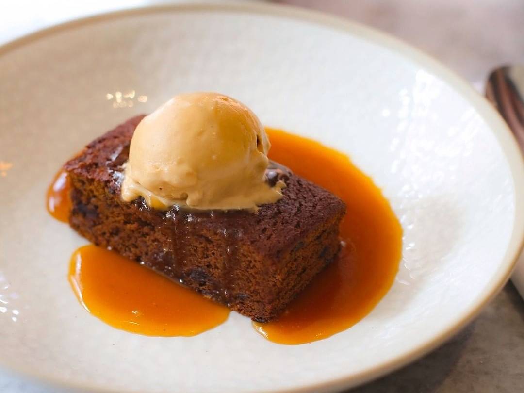 Sticky Toffee Pudding With Caramel