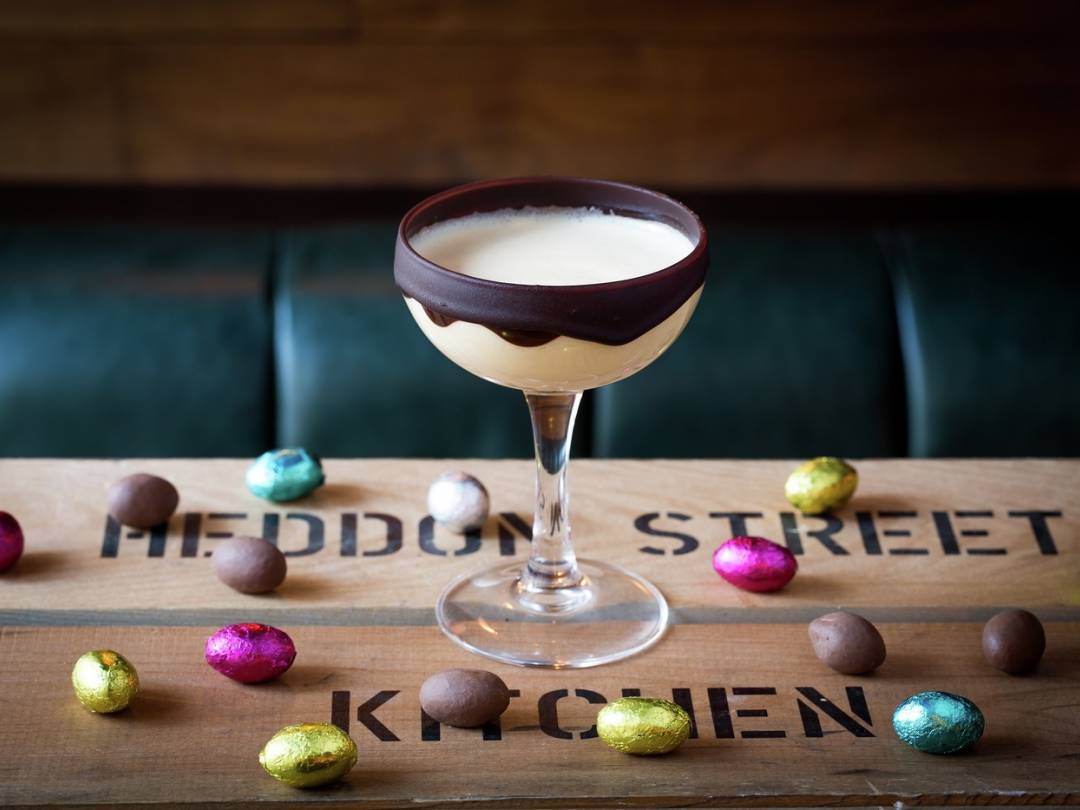 honey bunny easter cocktail recipe