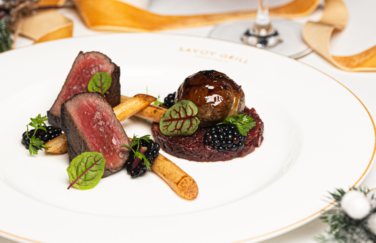 GRR SG SEPTEMBER 2025 CHRISTMAS NEW YEARS EVE FESTIVE RED DEER abhgcs