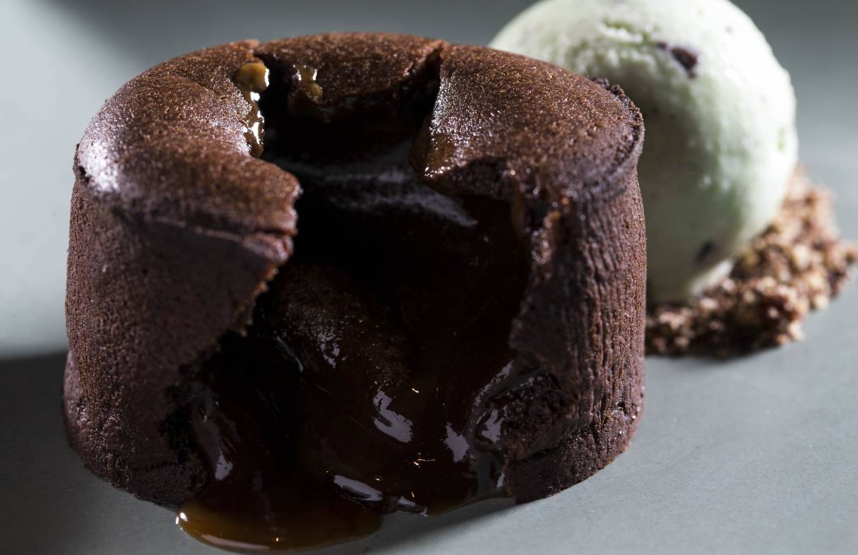 BSK chocolate fondant with salted caramel mint choclate chip ice cream 101016 4