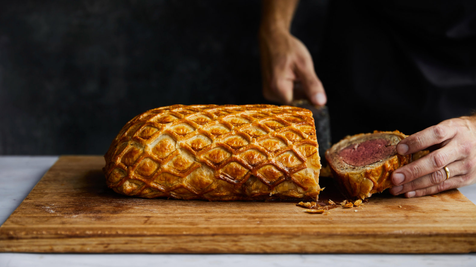 GRA Beef Wellington Edited 140622 3 kjbbbd 29.9.26