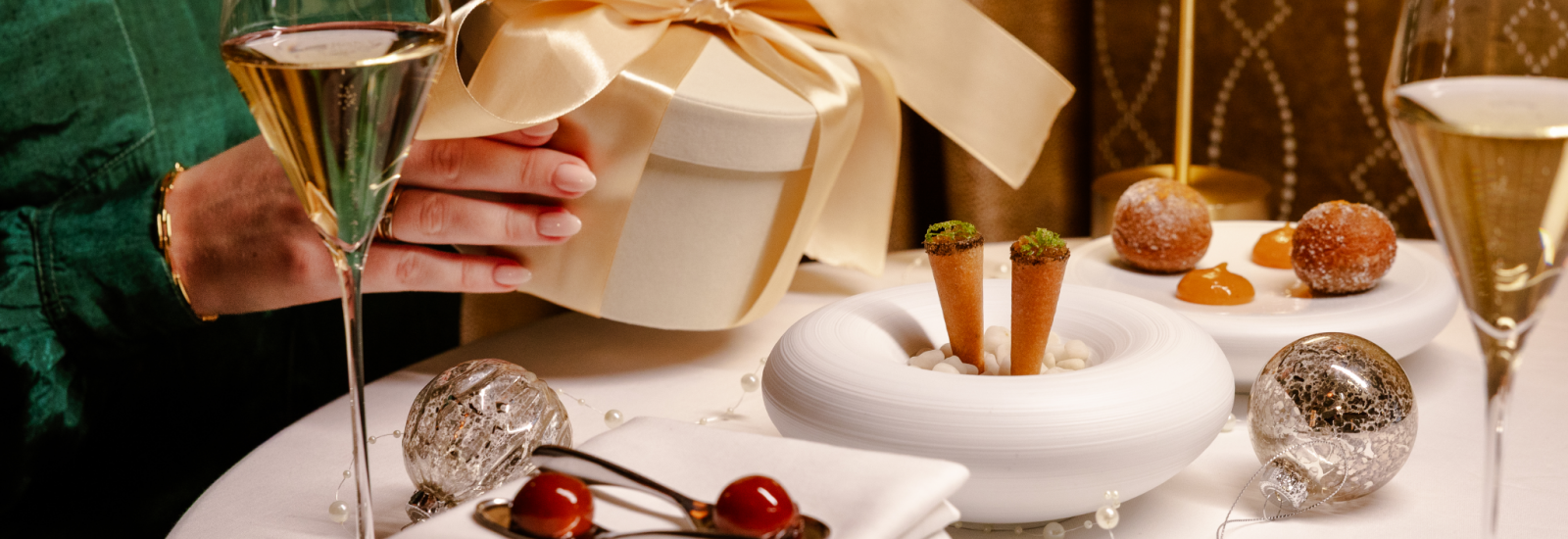 GRR 1890 SAVOY SEPTEMBER 2026 FESTIVE CHRISTMAS FOOD CANAPES 3 cmfdrk 9.10.26