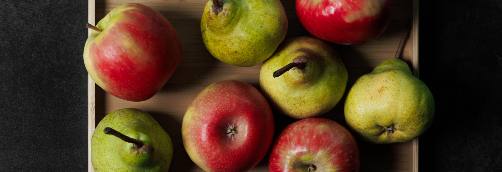 GRR RGRH BG SEPTEMBER 2026 FOOD AUTUMN INGREDIENTS APPLES 1 hohe4w 29.9.26 HERO