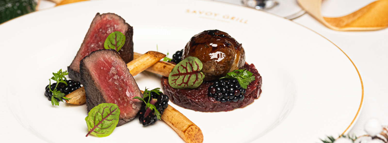 GRR SG SEPTEMBER 2025 CHRISTMAS NEW YEARS EVE FESTIVE RED DEER abhgcs