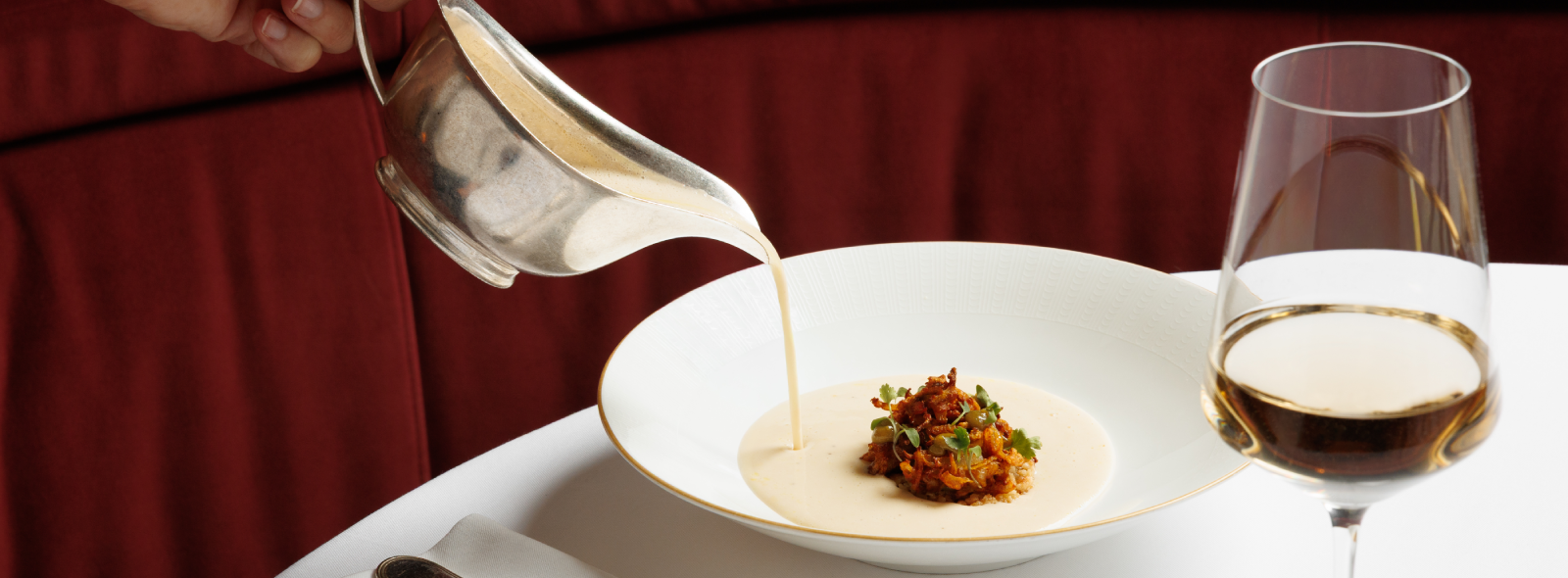 GRR SG SAVOY SEPTEMBER 2026 FOOD AUTUMN CAULIFLOWER VELOUTE 5 e3pvo2 26.10.26 desktop