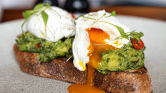 GRR YA HOTEL JANUARY 2022 FOOD ROOM SERVICE EGGS AVOCADO4 rcpcex 1