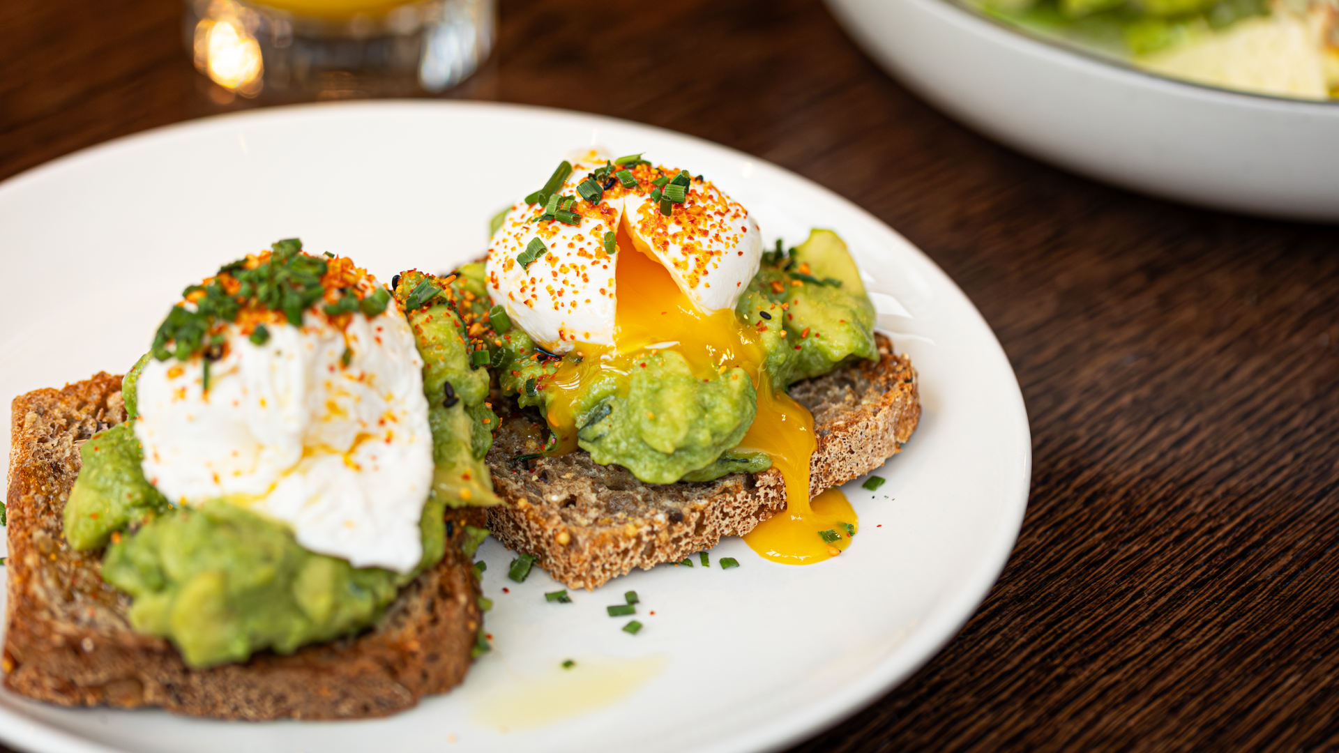GRR PFM NOVEMBER 2025 FOOD AVOCADO ON TOAST4 nbfxzv ft02p3
