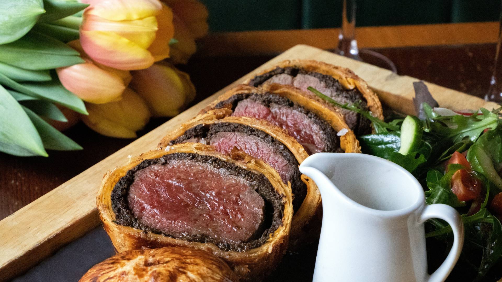 GRR HSK MARCH 2022 FOOD BEEF WELLINGTON udut8JJJx