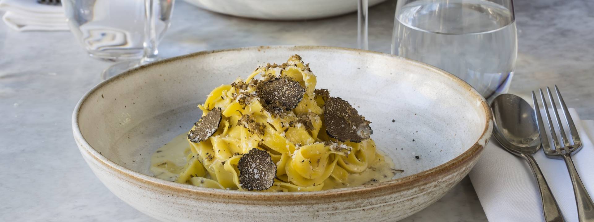 Esitellä 56+ imagen gordon ramsay truffle pasta