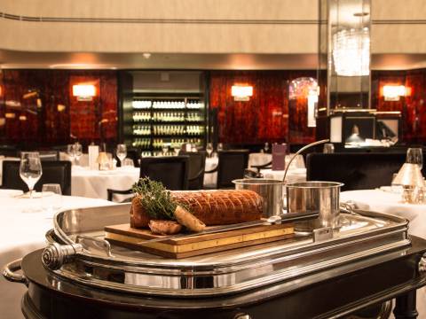 Fine Dining Restaurant On The Strand Savoy Grill Gordon Ramsay Gordon Ramsay Restaurants