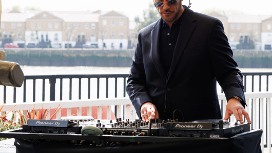 GRR BSK LIMEHOUSE APRIL 2026 MARATHON PEOPLE BURGERS GRILL SUMMER TERRACE 35 fuuysl 30.7.26