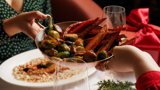 GRR SG SAVOY AUGUST 2026 FESTIVE CHRISTMAS DAY FOOD NORFOLK BUTTER POACHED TURKEY SHARING SIDES 14 ihtfr0 17.8.26