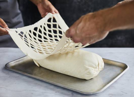 GRA Beef Wellington masterclass Pastry lattice assembling 290721 4 tg1prb