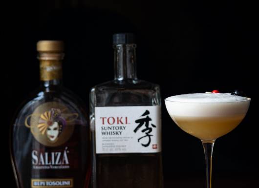 GRR 2023 LC INSTALLATION COCKTAILS GODFATHER OF TIME SUNTORY 4 hh2ed7