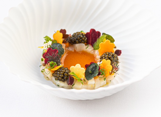 GRR RGR JULY 2025 FOOD SCALLOP CARROT CAVIAR CEVICHE8 jeci1v 1