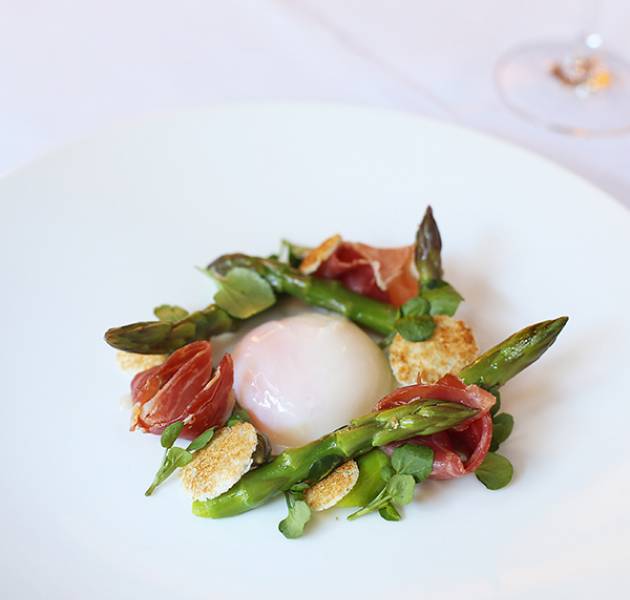 Fine Dining Restaurant on the Strand Savoy Grill Gordon Ramsay