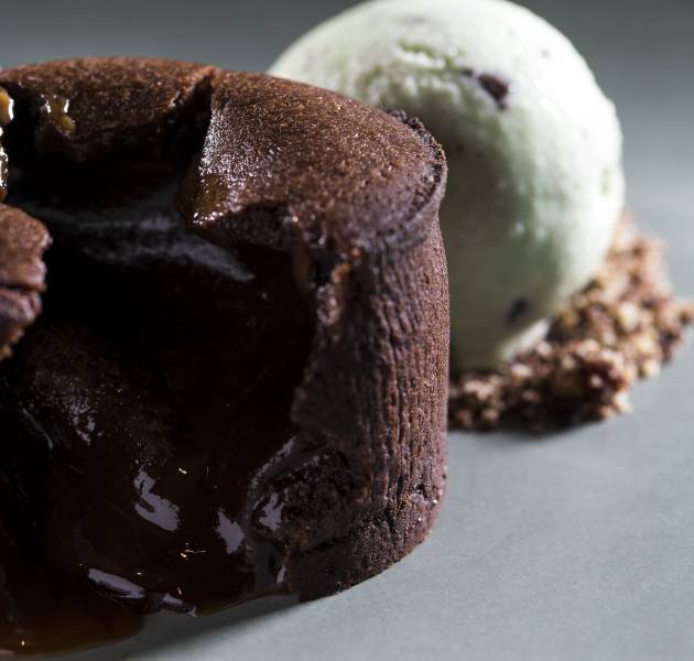 BSK chocolate fondant with salted caramel mint choclate chip ice cream 101016 4