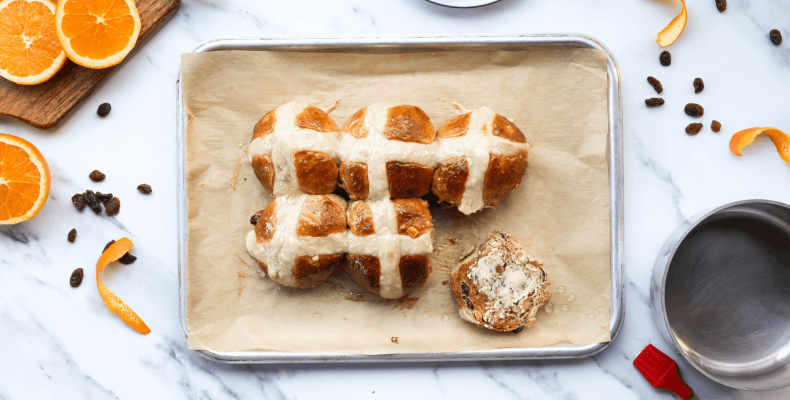 GRA Easter Baking Hot Cross Buns 220222 21 of 25 EASTERPAGE