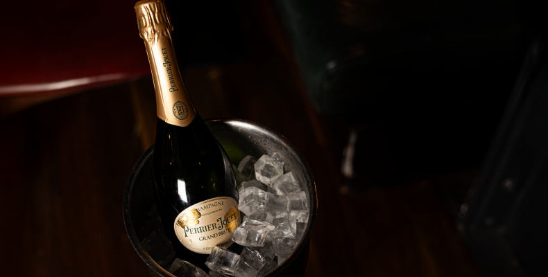 GRR HSK NOVEMBER 2025 DRINKS FESTIVE PERRIER JOUET CHAMPAGNE4 ojon9d