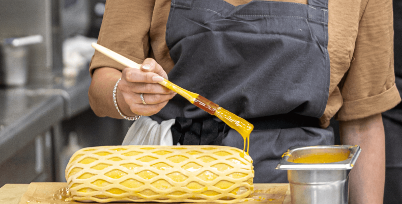 GRR SG JUNE 2022 FOOD BEEF WELLINGTON MASTERCLASS MADDIE 7 210125 1