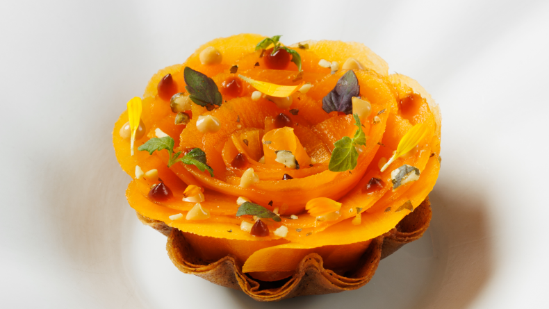 GRR PETRUS SEPTEMBER 2026 FOOD AUTUMN PUMPKIN MUSSEL TART 2 bkgpg4 1.10.26