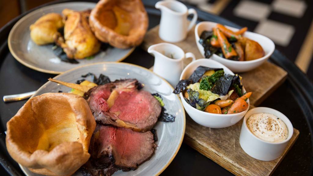 Sunday Roast Roast Dinner Recipes Gordon Ramsay Restaurants