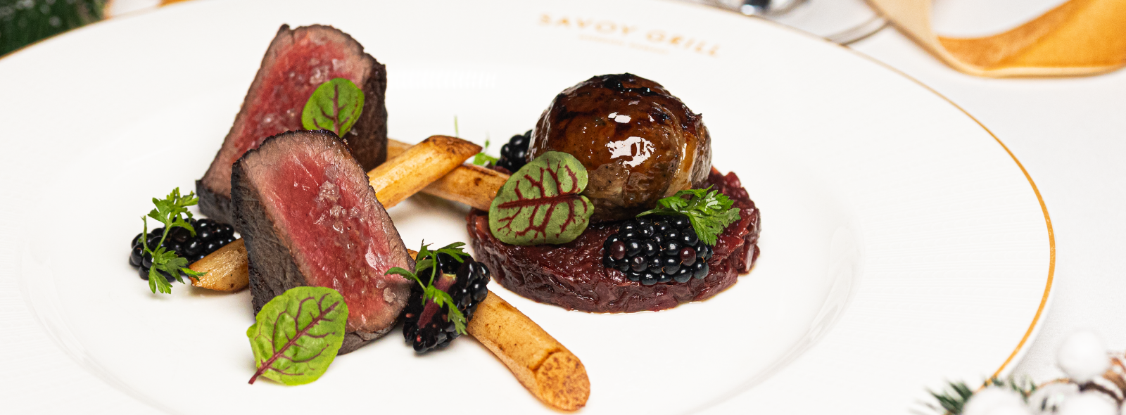 GRR SG SEPTEMBER 2025 CHRISTMAS NEW YEARS EVE FESTIVE RED DEER abhgcs