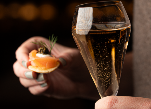 GRR SG SEPTEMBER 2025 CHRISTMAS NEW YEARS EVE FESTIVE CANAPES CHAMPAGNE2 zvpeul