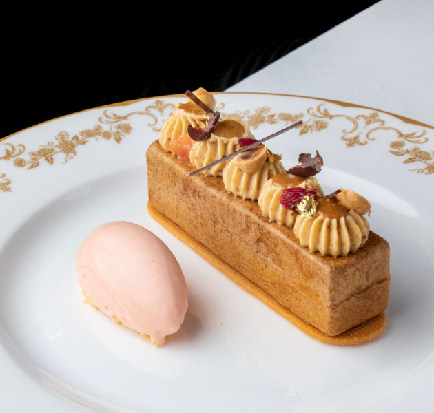 Fine Dining Restaurant on the Strand Savoy Grill Gordon Ramsay